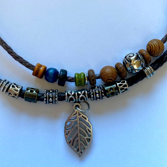 Necklace - Picture 2 of 3